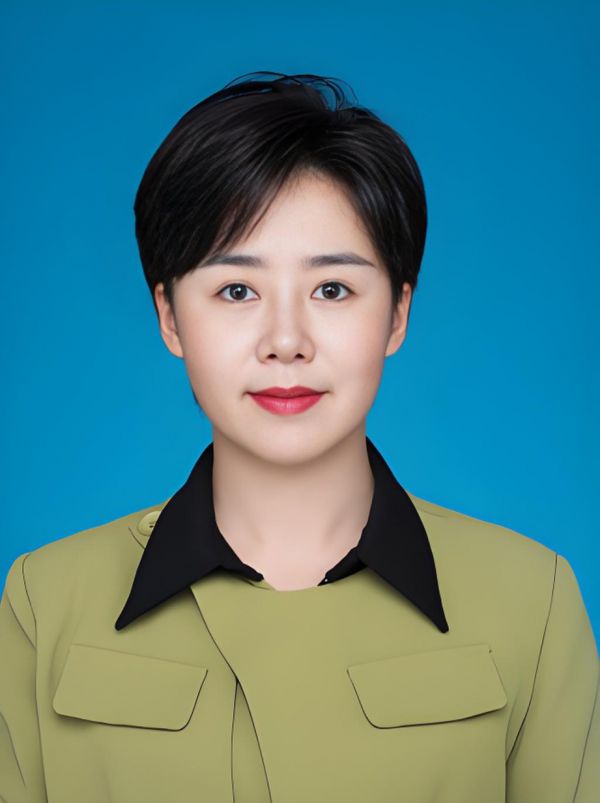 深研易理悟和谐，传承国学守本真——《际然阁》张雪雪的文化传承之路